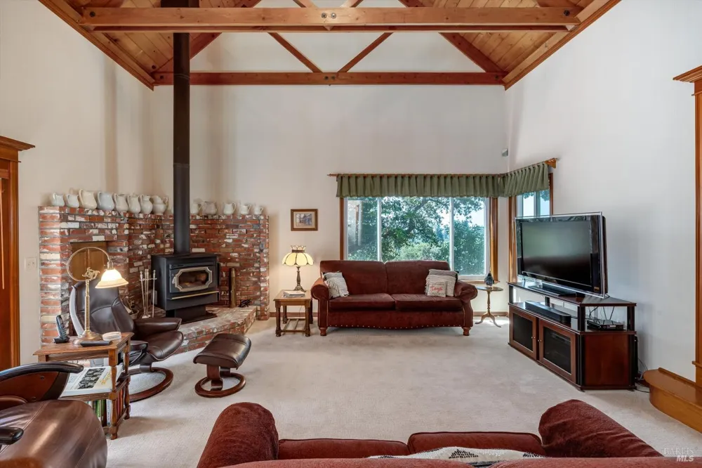 3826 Clear Ridge Santa Rosa, CA 95404