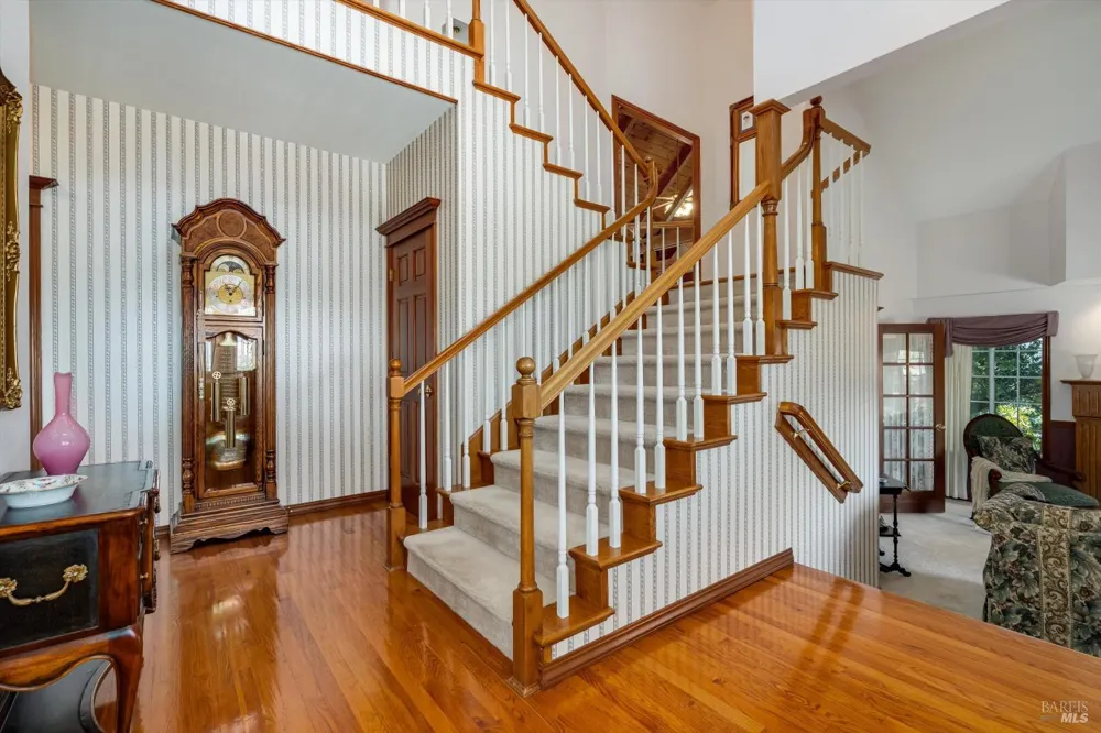 3826 Clear Ridge Santa Rosa, CA 95404