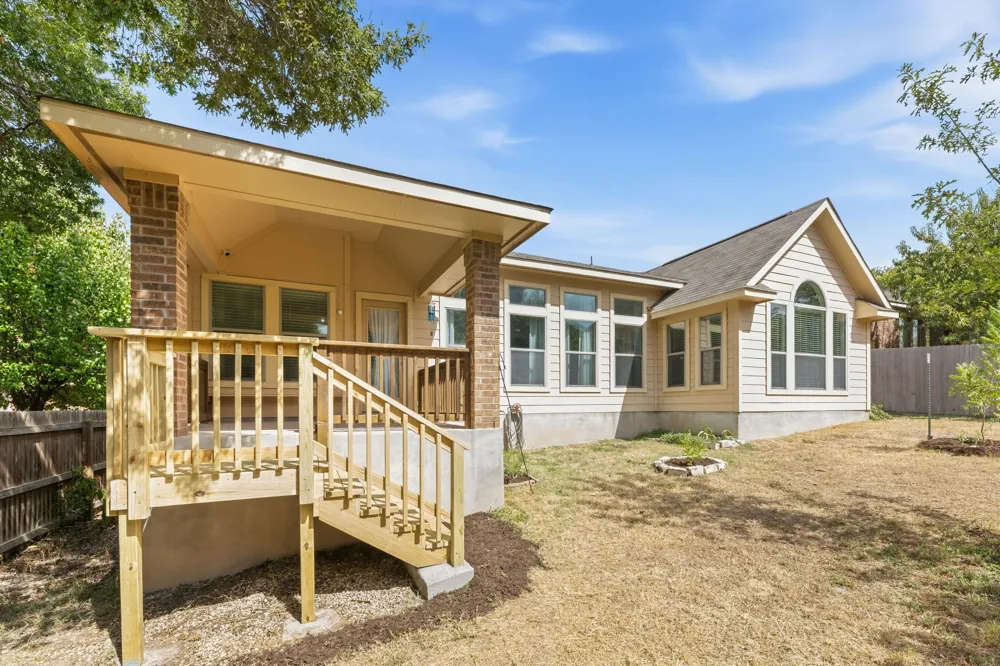 407 Chaparral Drive Leander, TX 78641