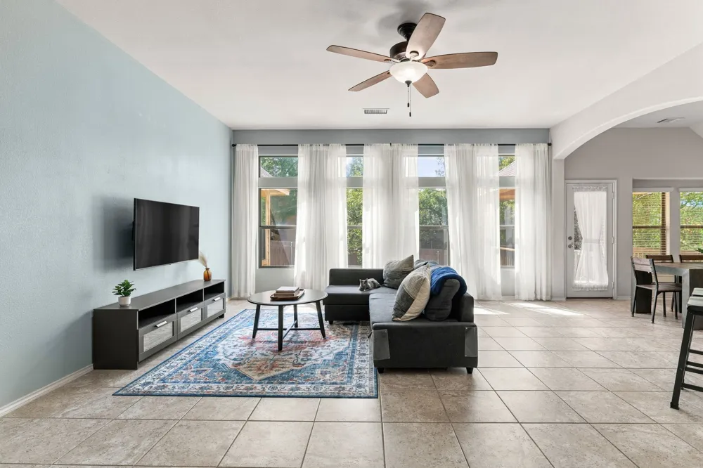 407 Chaparral Drive Leander, TX 78641