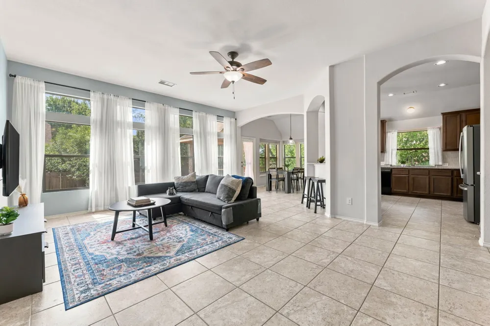 407 Chaparral Drive Leander, TX 78641