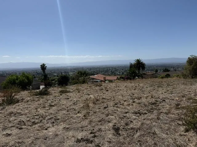 15221 Camelot Drive San Jose, CA 95132