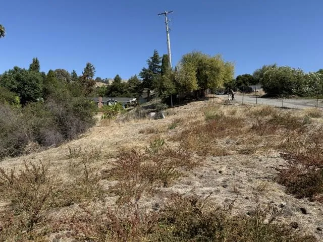 15221 Camelot Drive San Jose, CA 95132