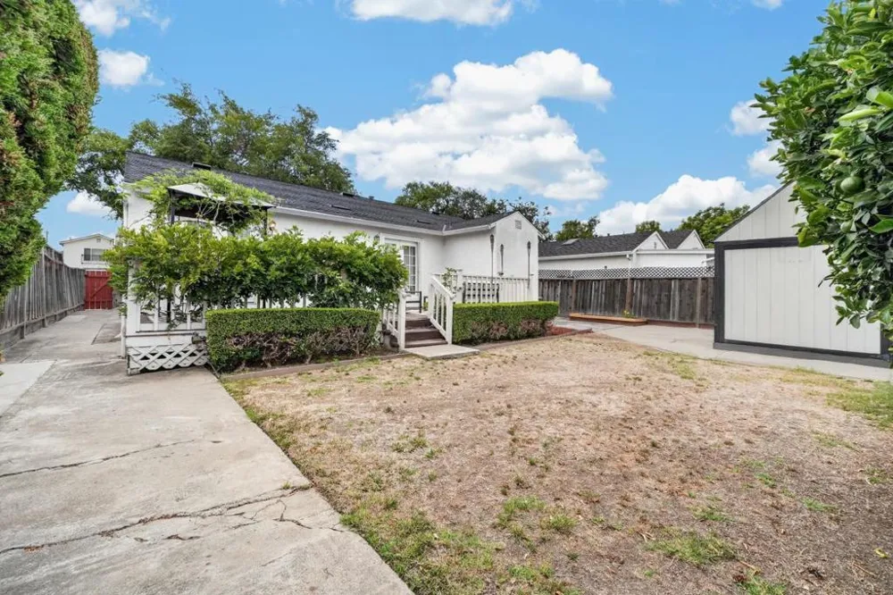 2433 Homewood Drive San Jose, CA 95128