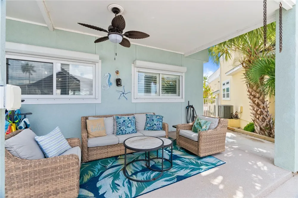 104 Bay Harbor Drive Aransas Pass, TX 78336