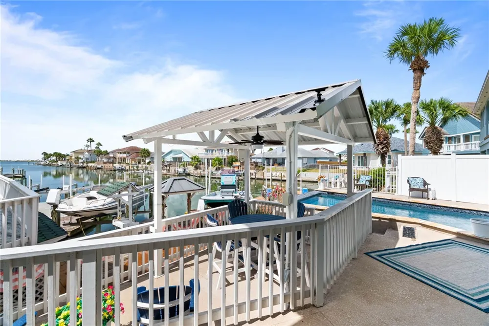 104 Bay Harbor Drive Aransas Pass, TX 78336