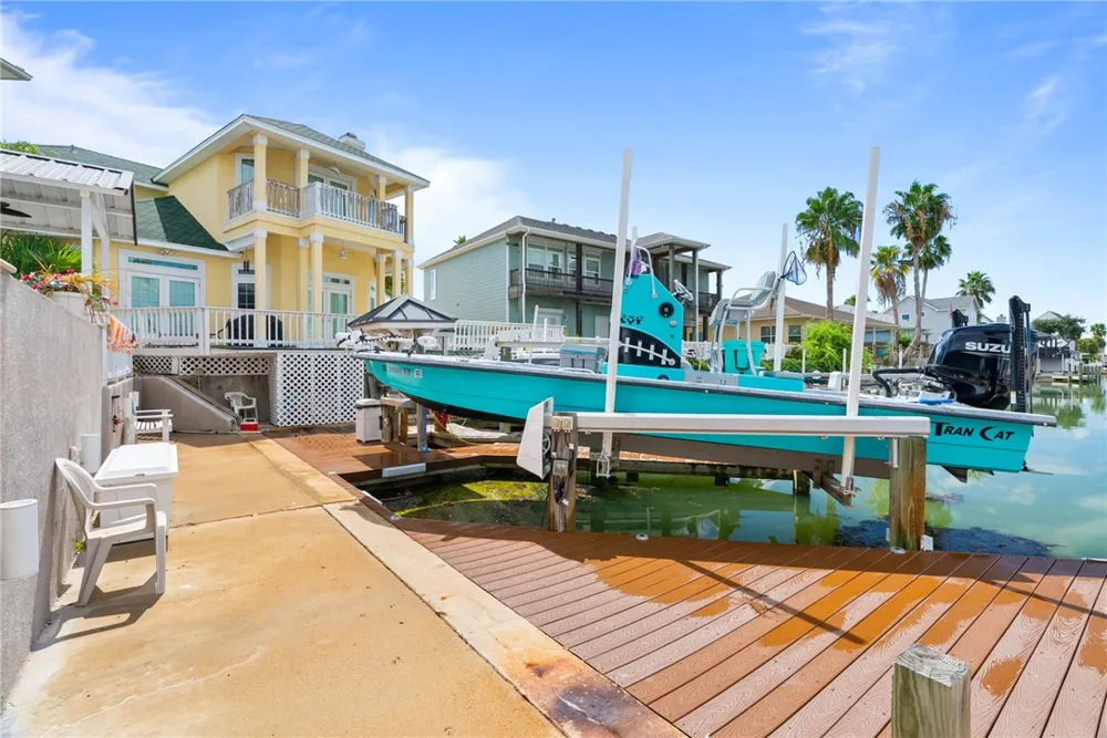 104 Bay Harbor Drive Aransas Pass, TX 78336