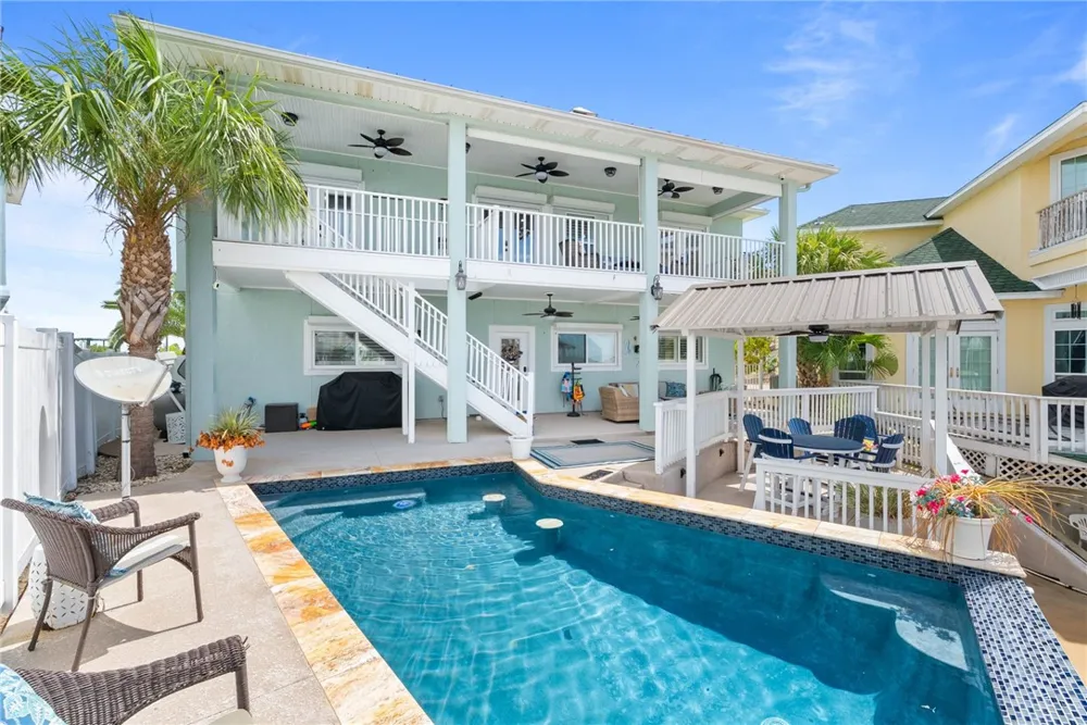 104 Bay Harbor Drive Aransas Pass, TX 78336