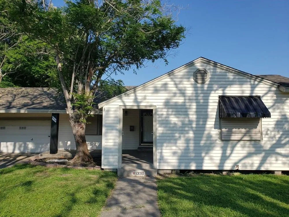 1330 Florida Avenue Corpus Christi, TX 78415