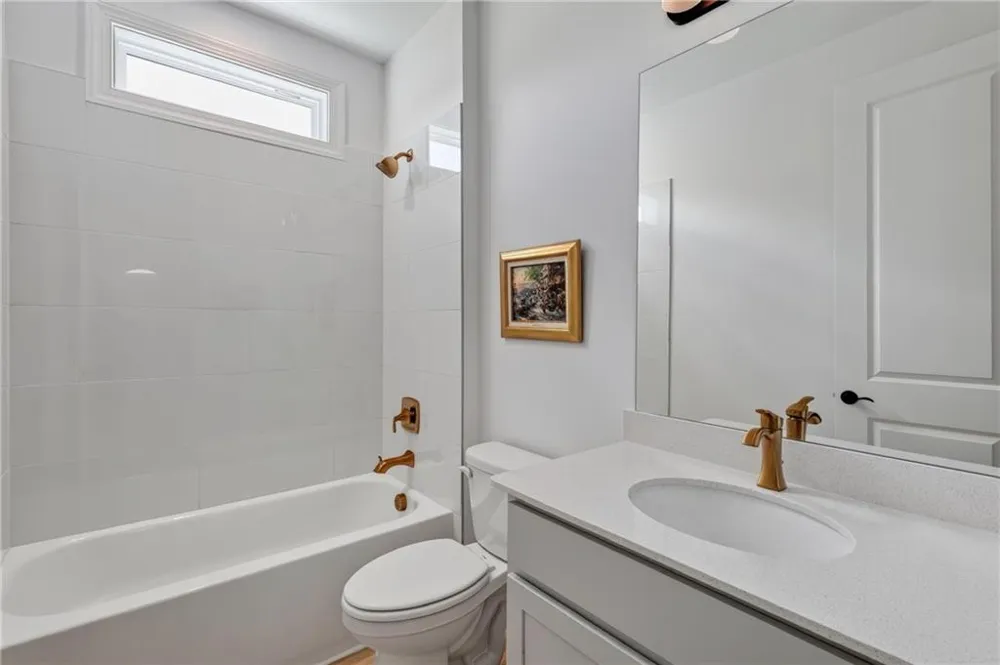 320 Salton Way Hoschton, GA 30548
