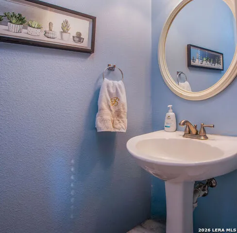 8715 Melrose San Antonio, TX 78250
