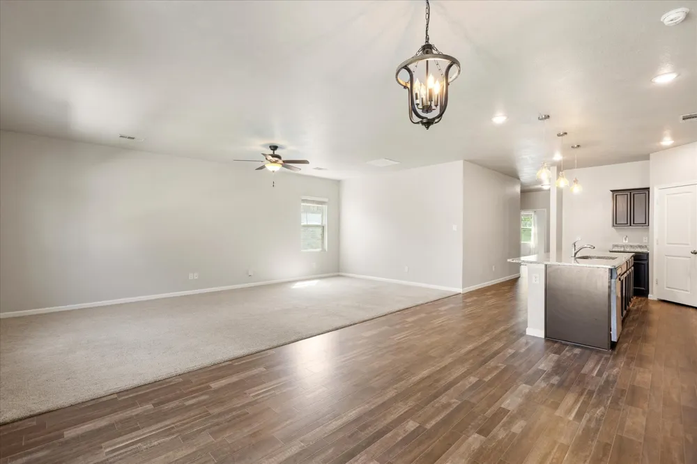 433 Starboard Drive Crowley, TX 76036