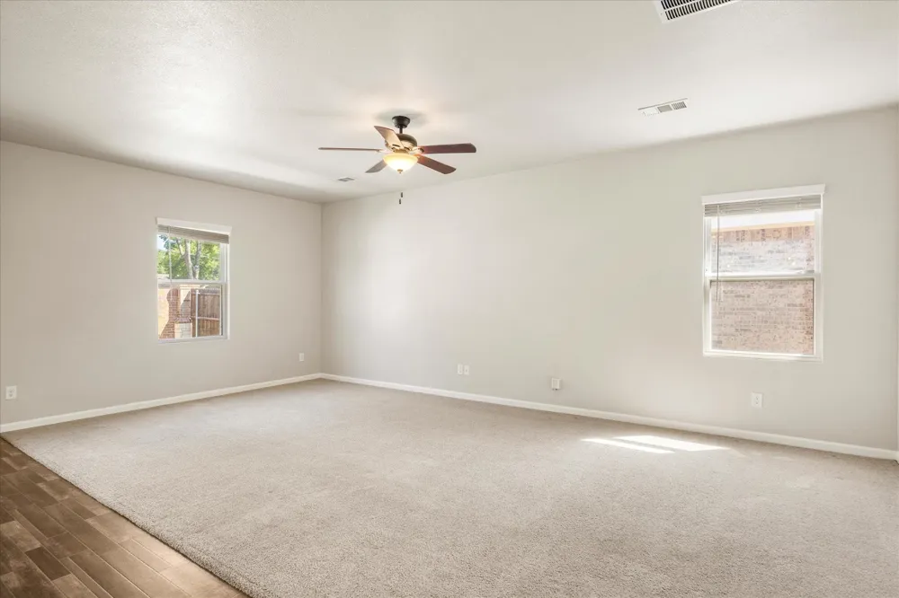 433 Starboard Drive Crowley, TX 76036