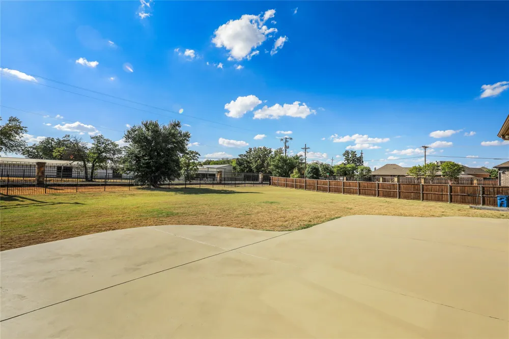 205 Secretariat Drive Hickory Creek, TX 75065