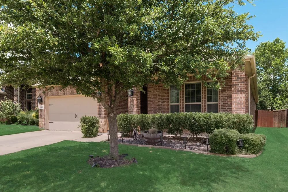 5610 Stockport Drive Prosper, TX 75078