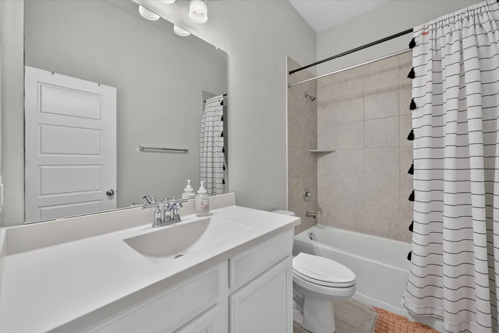 5408 High Pointe Drive Haltom City, TX 76137