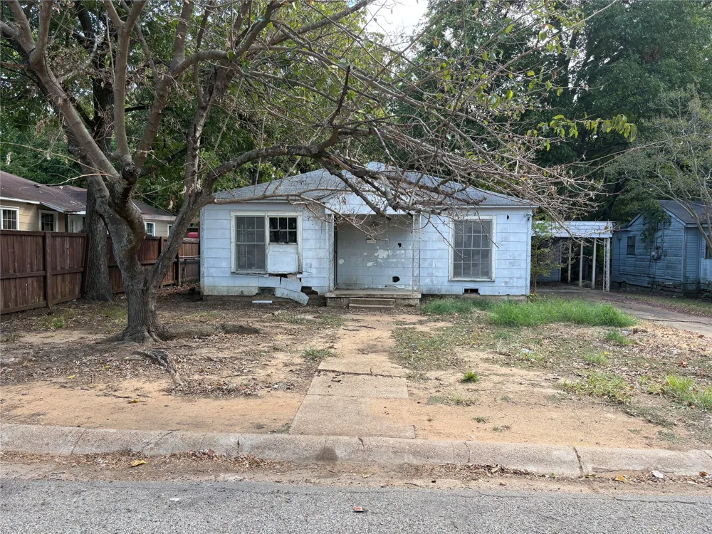 4435 Pine Mill Road Paris, TX 75460