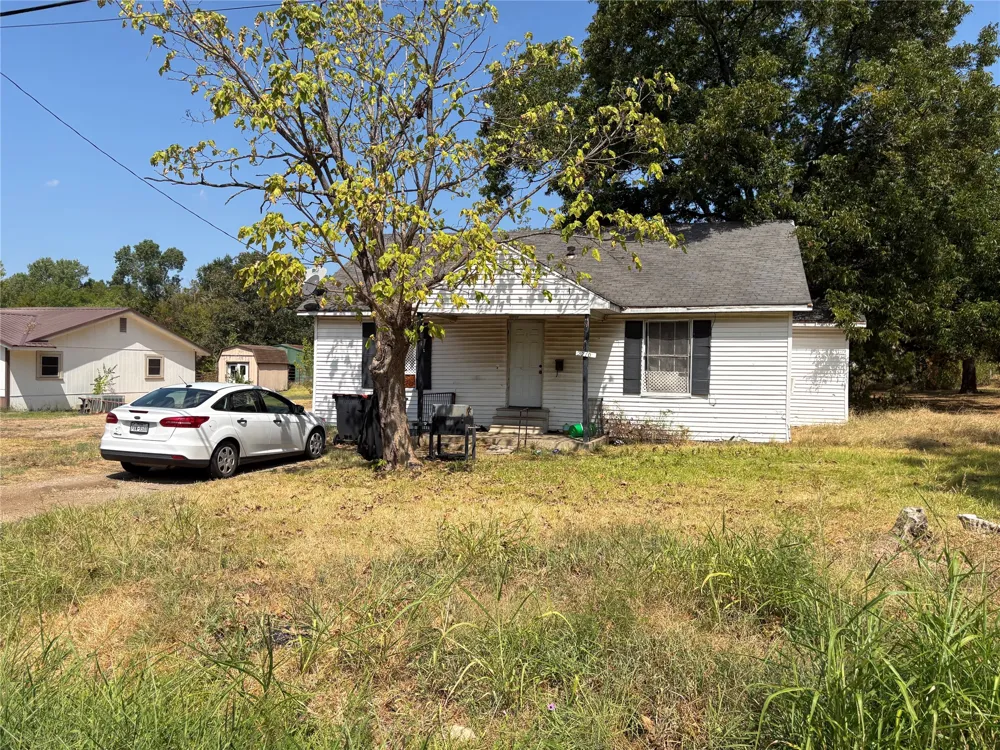 4435 Pine Mill Road Paris, TX 75460