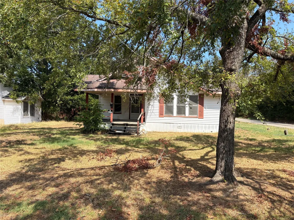 4435 Pine Mill Road Paris, TX 75460