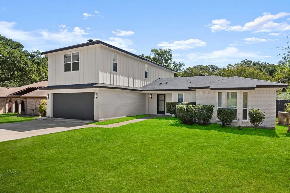 3409 Buckingham Drive Arlington, TX 76015