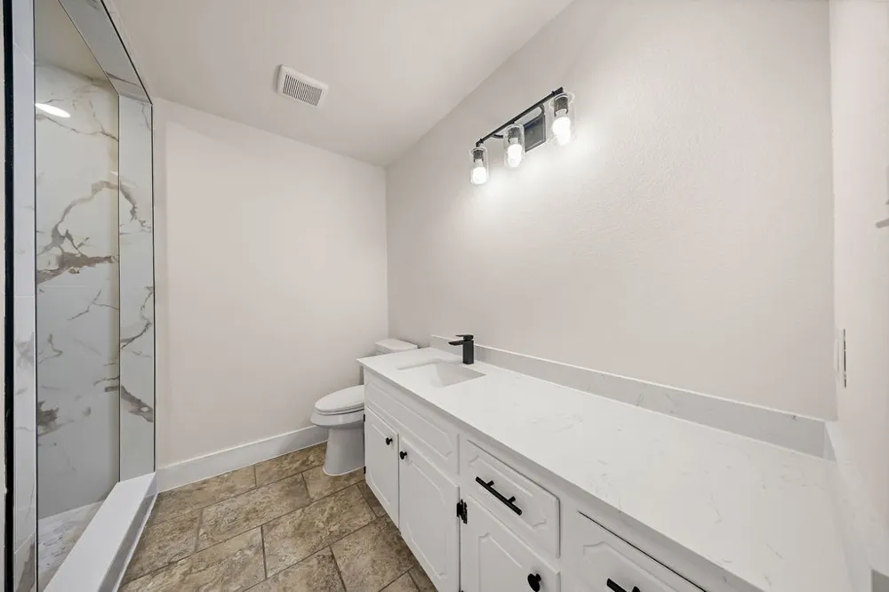 3409 Buckingham Drive Arlington, TX 76015