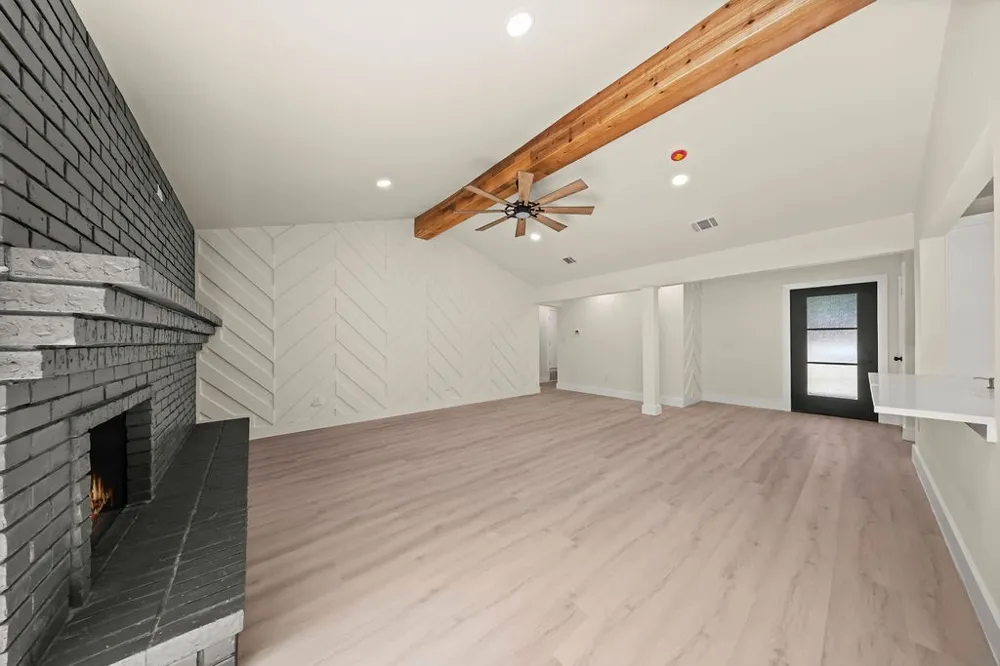 3409 Buckingham Drive Arlington, TX 76015
