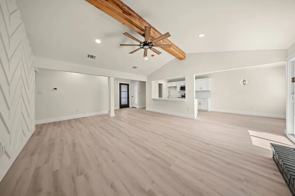 3409 Buckingham Drive Arlington, TX 76015
