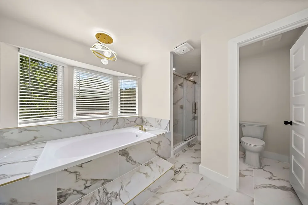 3409 Buckingham Drive Arlington, TX 76015