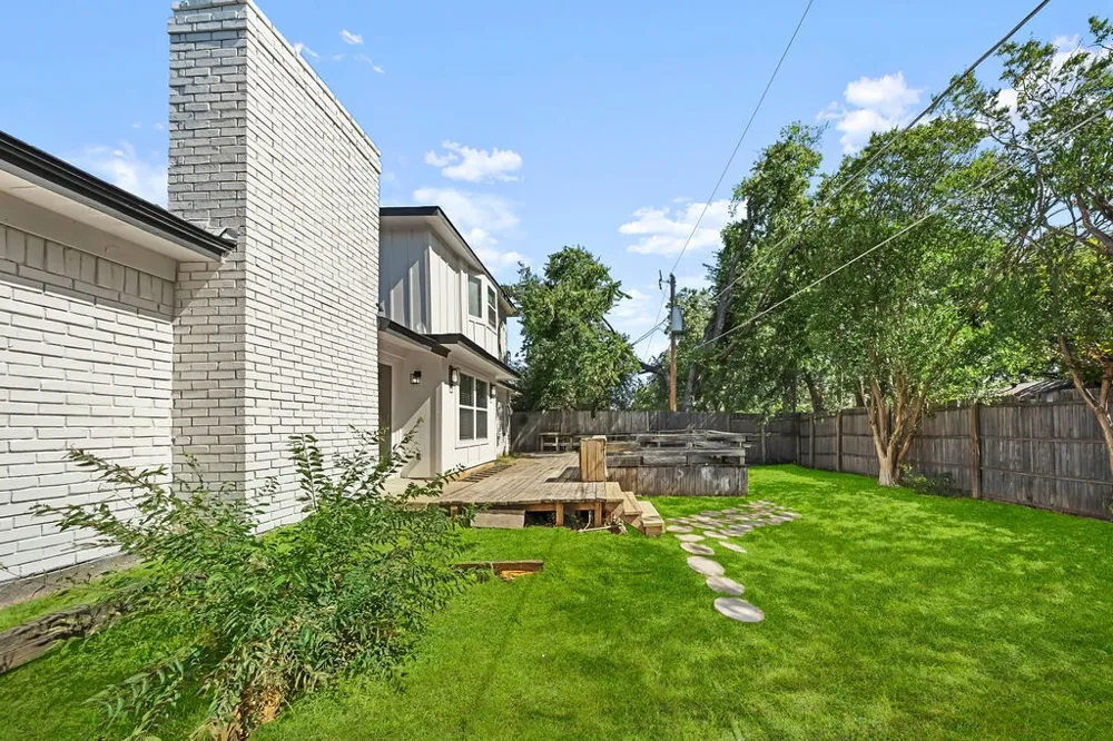 3409 Buckingham Drive Arlington, TX 76015