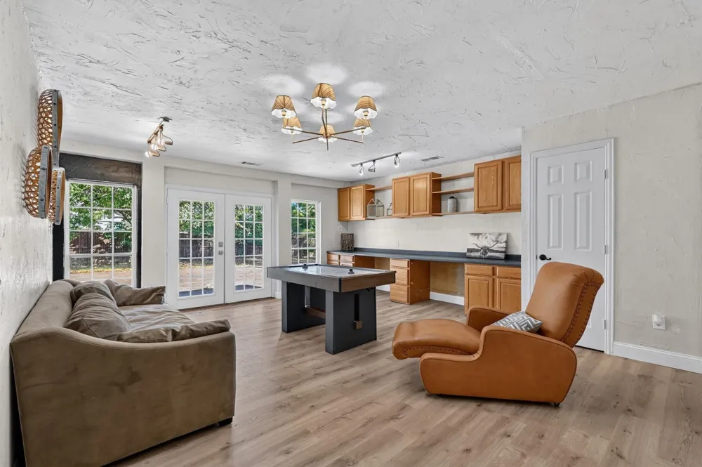 835 Cross Timbers Drive Double Oak, TX 75077