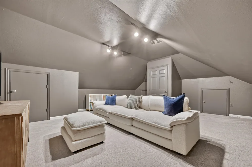 835 Cross Timbers Drive Double Oak, TX 75077