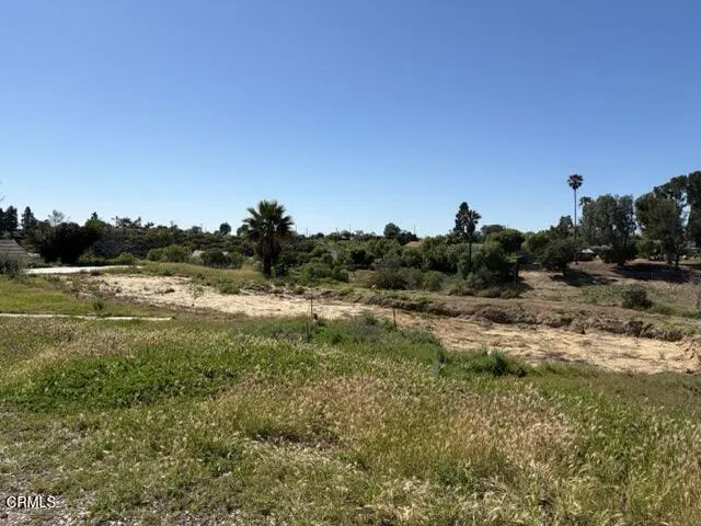 127 Cerro Crest Drive Camarillo, CA 93010
