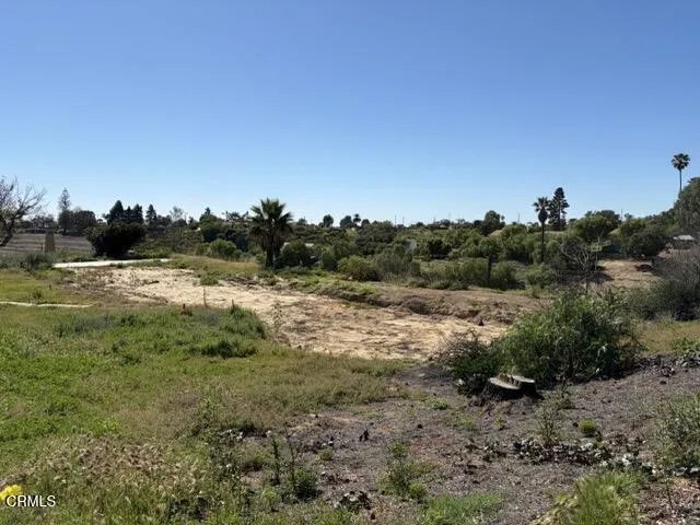 127 Cerro Crest Drive Camarillo, CA 93010