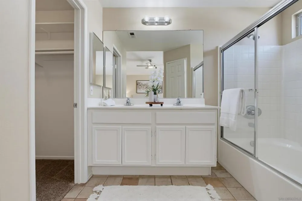 4724 Ventana Way Oceanside, CA 92057