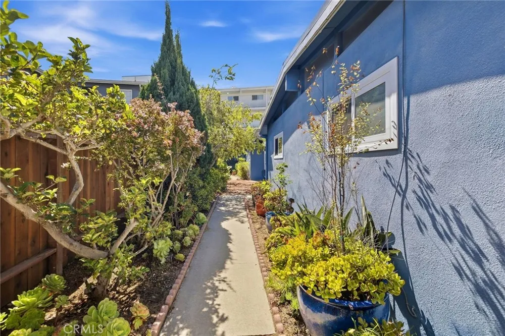 1719 Camino de la Costa #C Redondo Beach, CA 90277