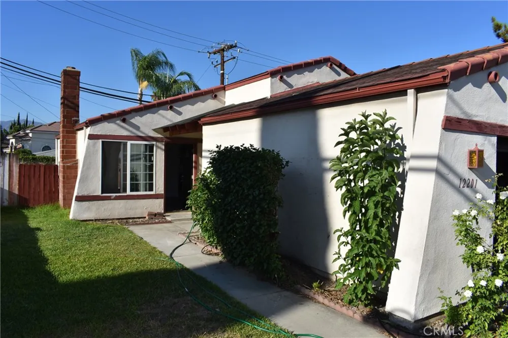 12201 Mulhall El Monte, CA 91732