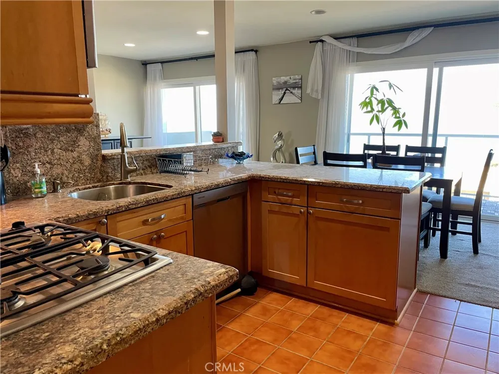 21703 Ocean Vista #303 Laguna Beach, CA 92651