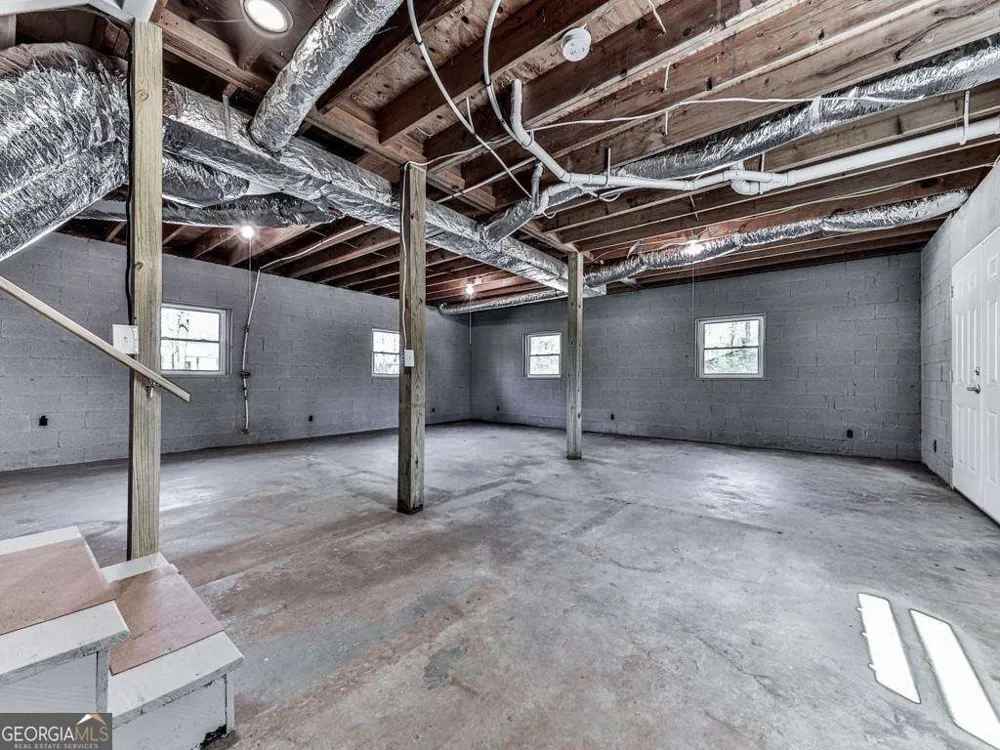 173 Brookwood DR Canton, GA 30114