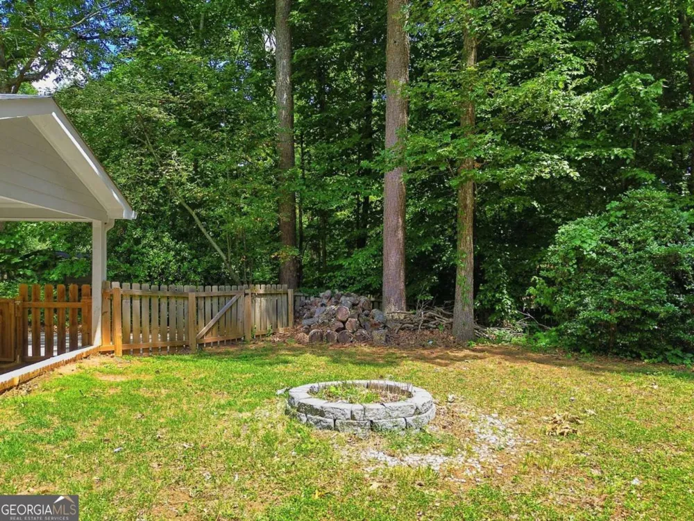 173 Brookwood DR Canton, GA 30114