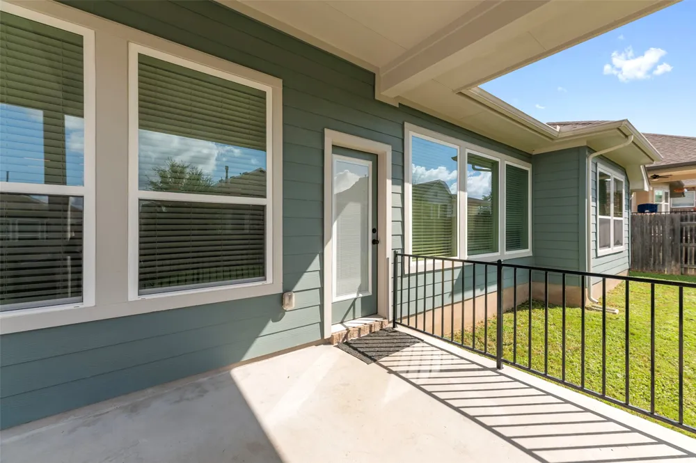 154 Sequoia Drive Kyle, TX 78640