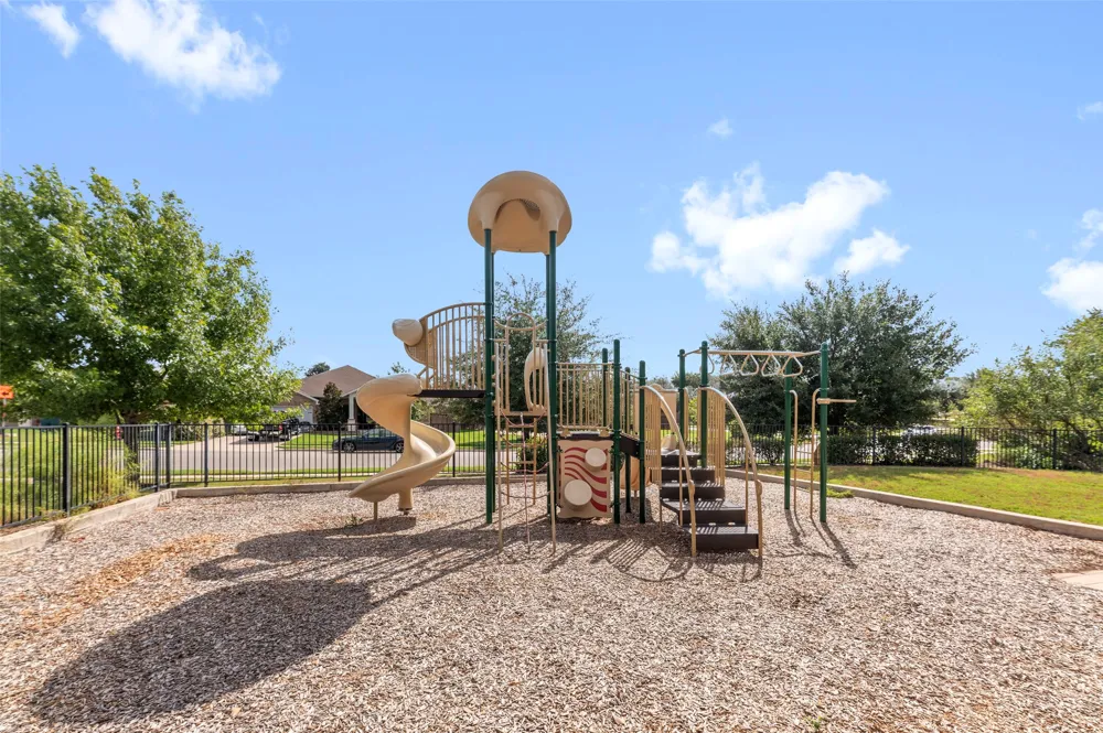 154 Sequoia Drive Kyle, TX 78640