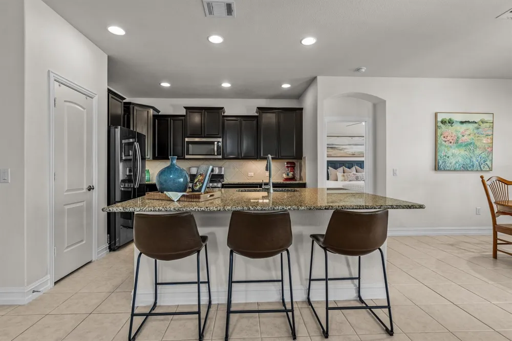 6424 Roaring Creek Denton, TX 76226