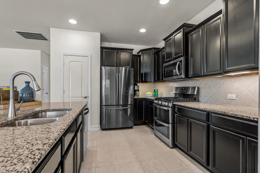 6424 Roaring Creek Denton, TX 76226