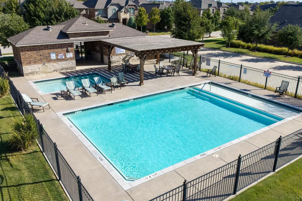 6424 Roaring Creek Denton, TX 76226