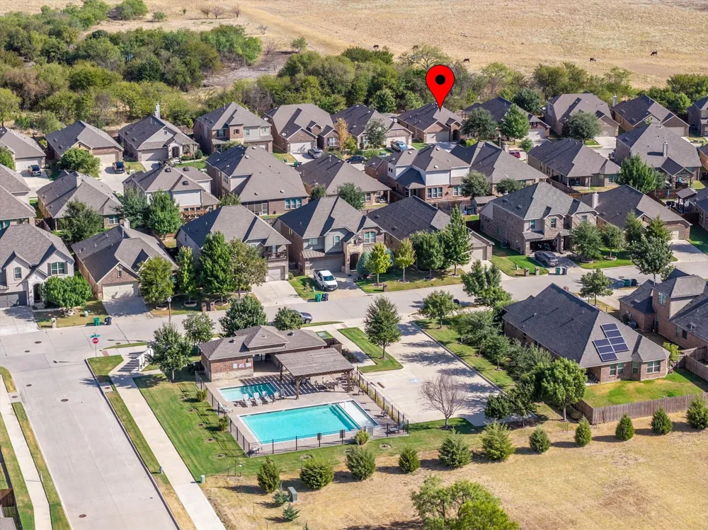 6424 Roaring Creek Denton, TX 76226
