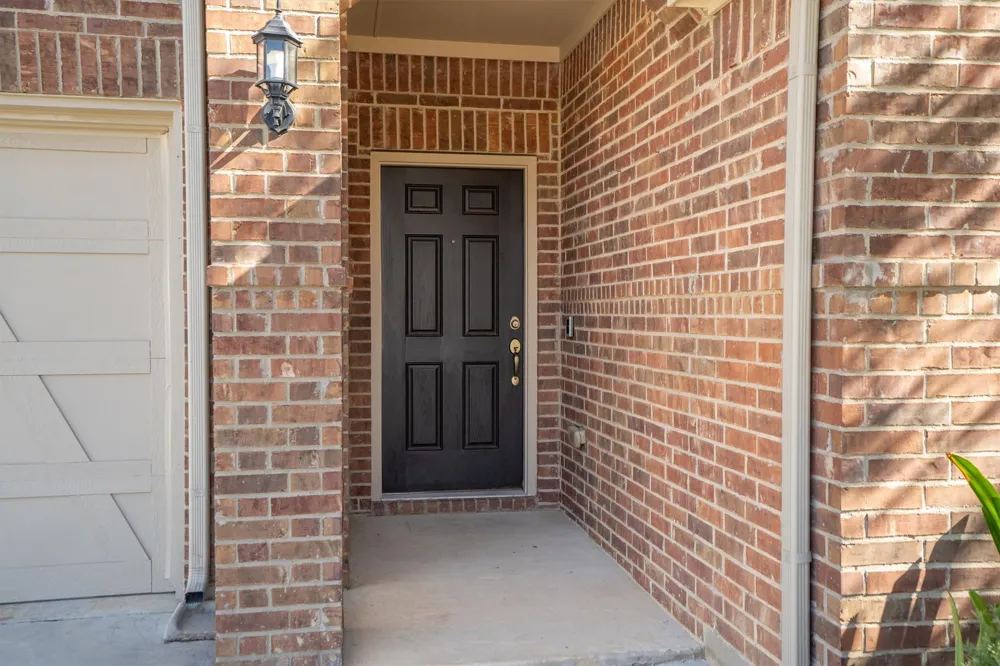 6424 Roaring Creek Denton, TX 76226