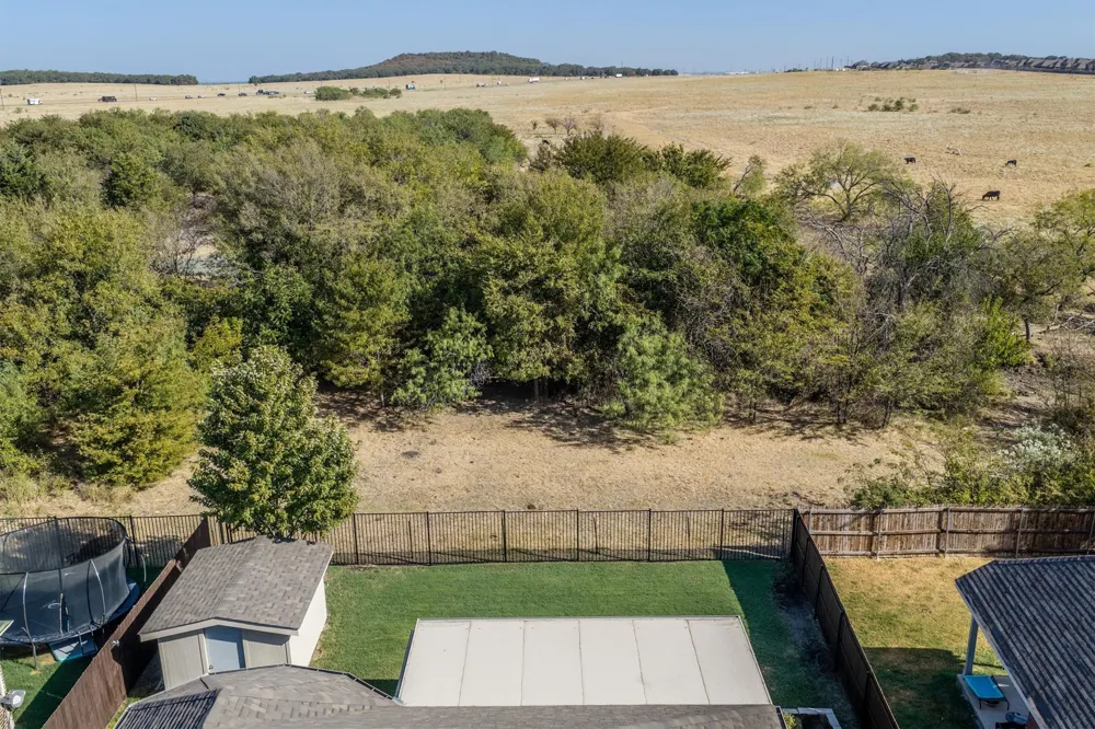 6424 Roaring Creek Denton, TX 76226