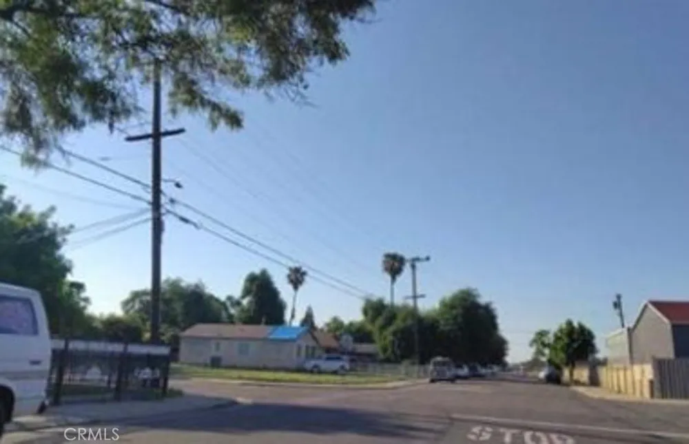 2411 Ophir Stockton, CA 95206