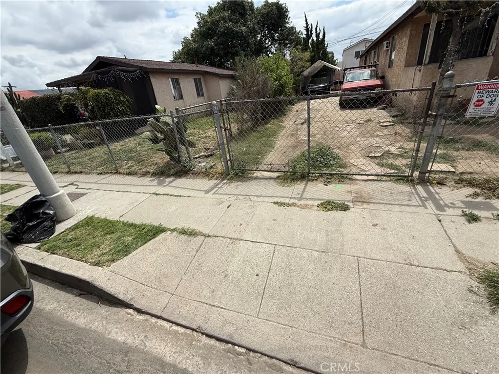 10732 Weignad Los Angeles, CA 90059