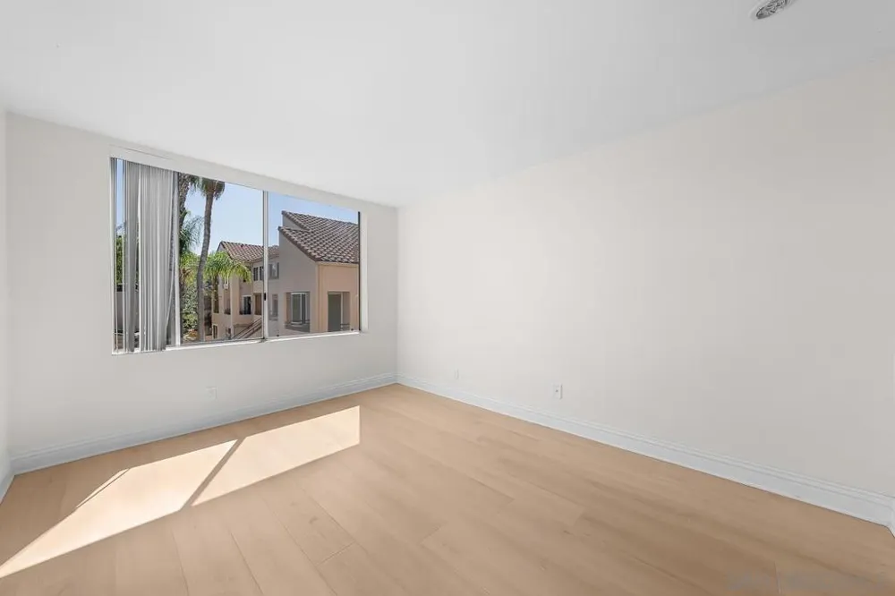 3935 Nobel #108 San Diego, CA 92122